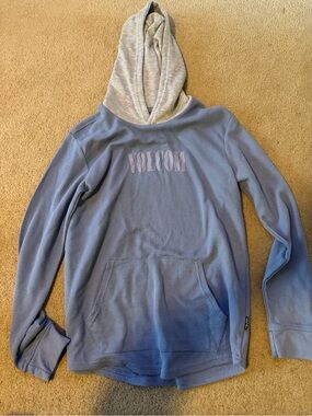 Volcom boys size xl hoodie